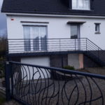 Escalier façade de maison